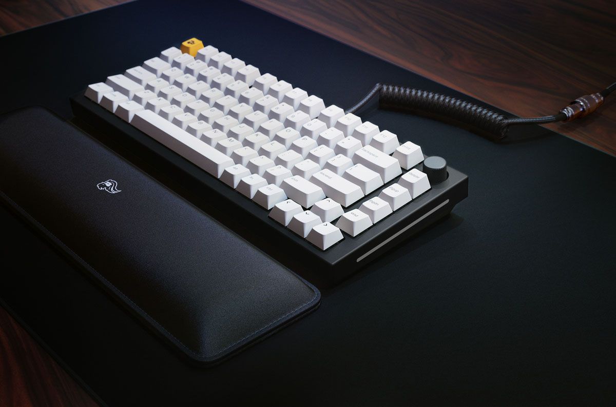 Glorious GMMK Pro custom mechanical keyboard with software