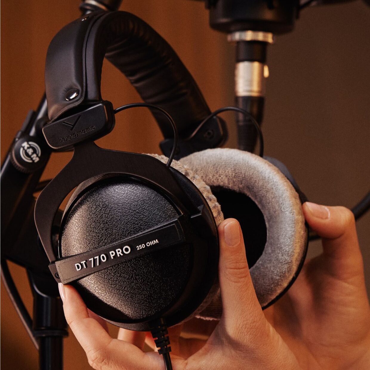 beyerdynamic dt 770 pro headphones